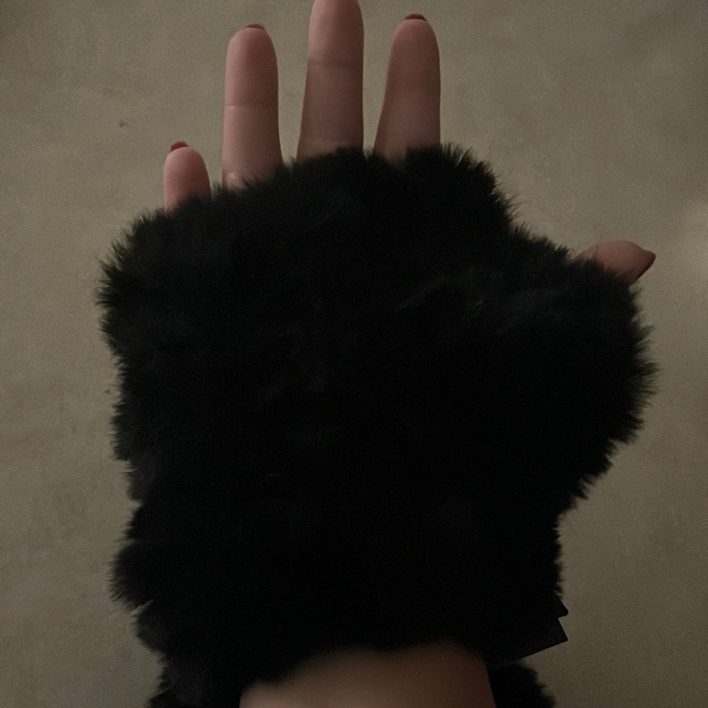 Faux Fur Hand Warmer/mittens